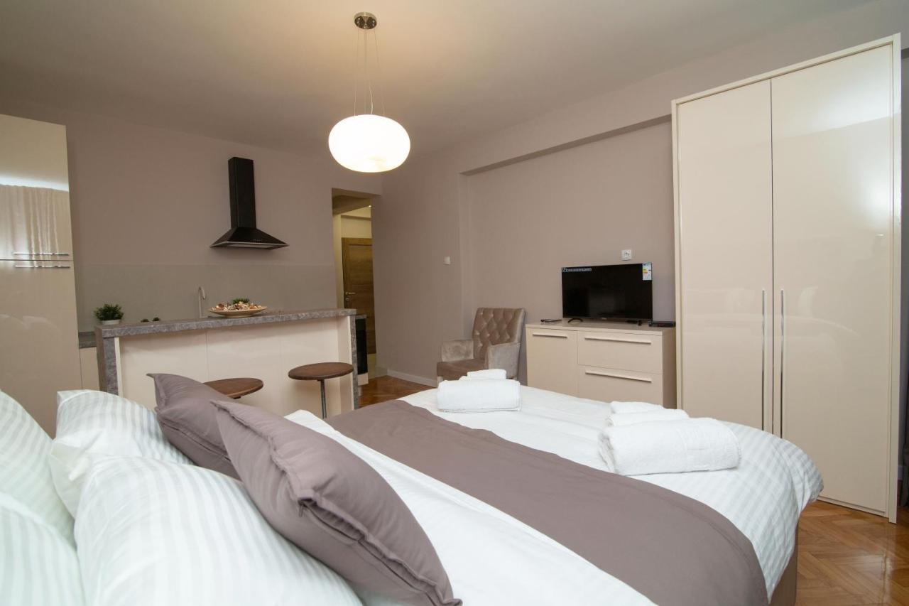 Vracar Vuk 2 Appartement Belgrado Buitenkant foto